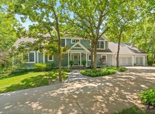 6220 Arapahoe St, Shawnee, KS 66226