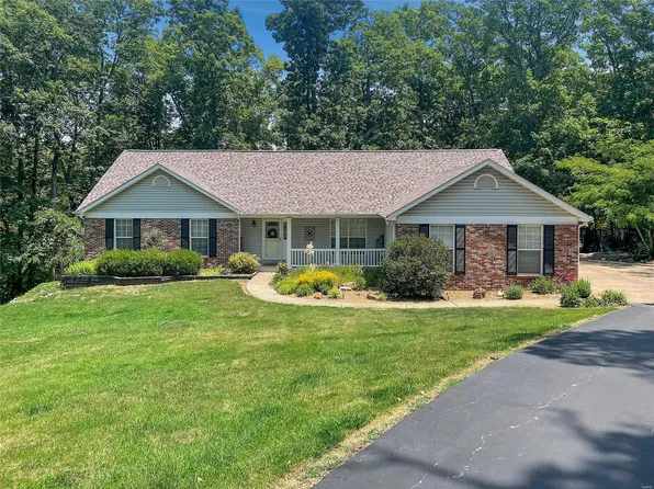 553 Woods Creek Dr, Foristell, MO 63348