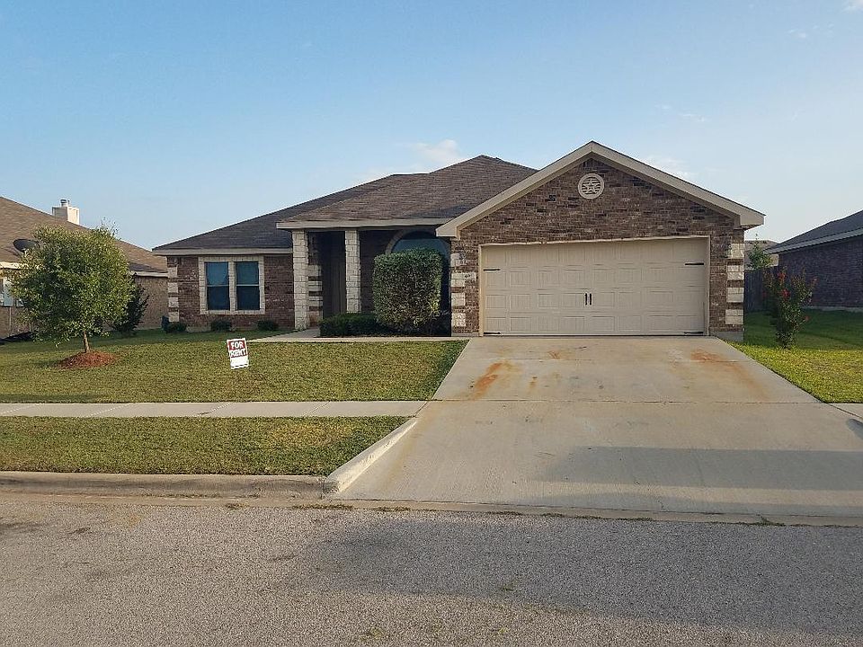 1st image of 406 Leo Ln