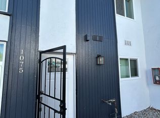 1075 Andrews St, Tustin, CA 92780