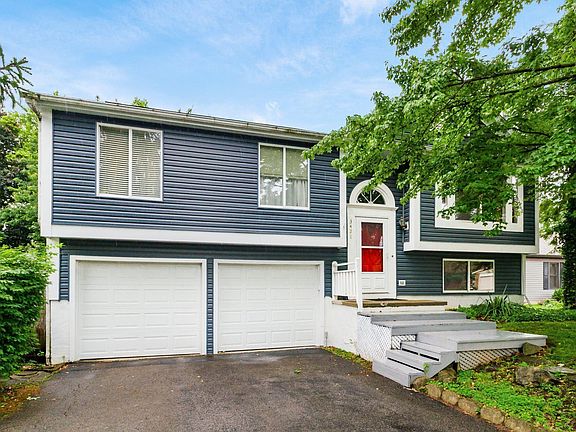 3rd image of 3421 Barnside Ct
