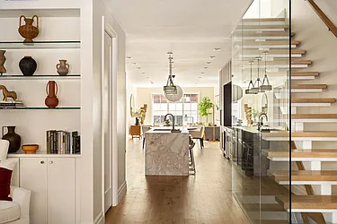 232 Eight Street, #1