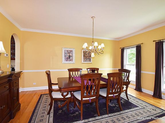 5th image of 734 Waterside Dr