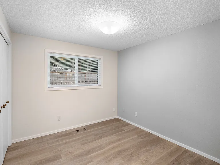 1378 NE Centurion Dr — Photo 20