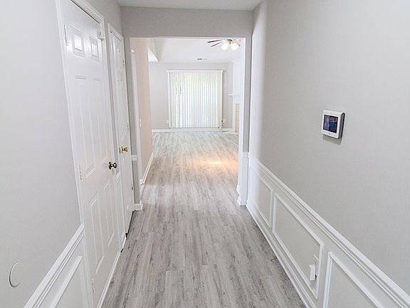 3rd image of 1416 Rumstone Ln
