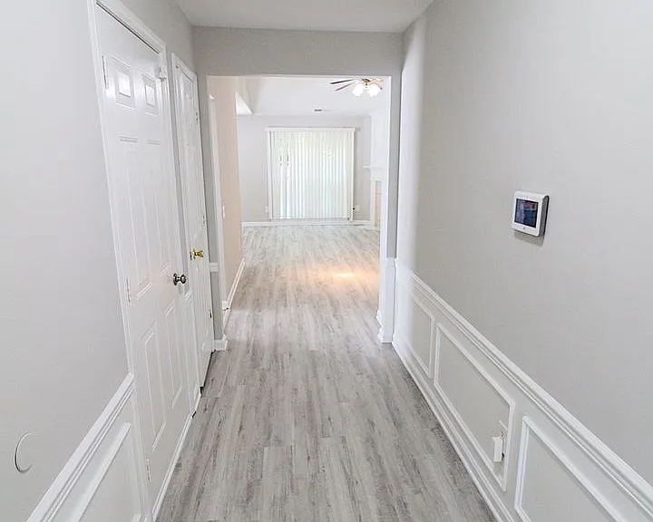 1416 Rumstone Ln — Photo 3