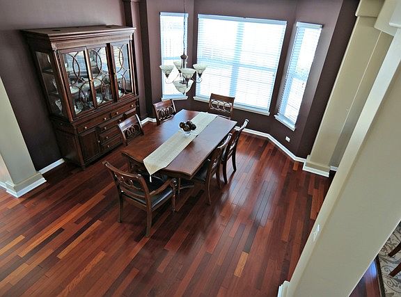 5th image of 10275 Mayflower Ln