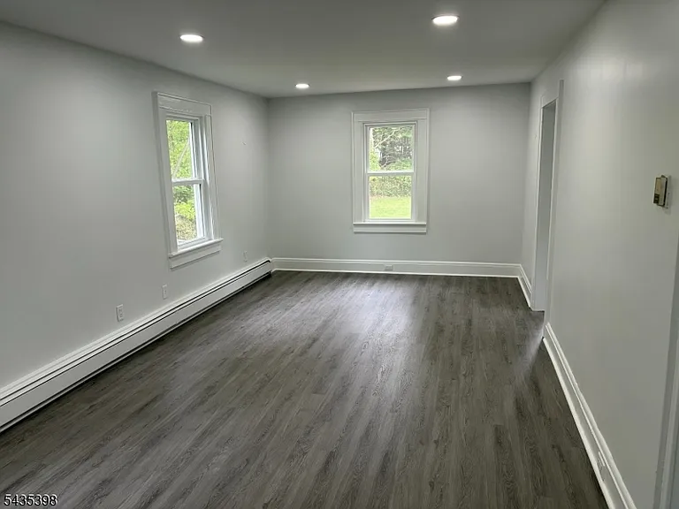 1104 Washington Ave — Photo 9