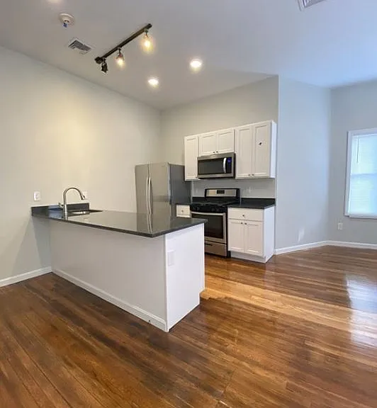 54 Cary Ave #2 — Photo 1