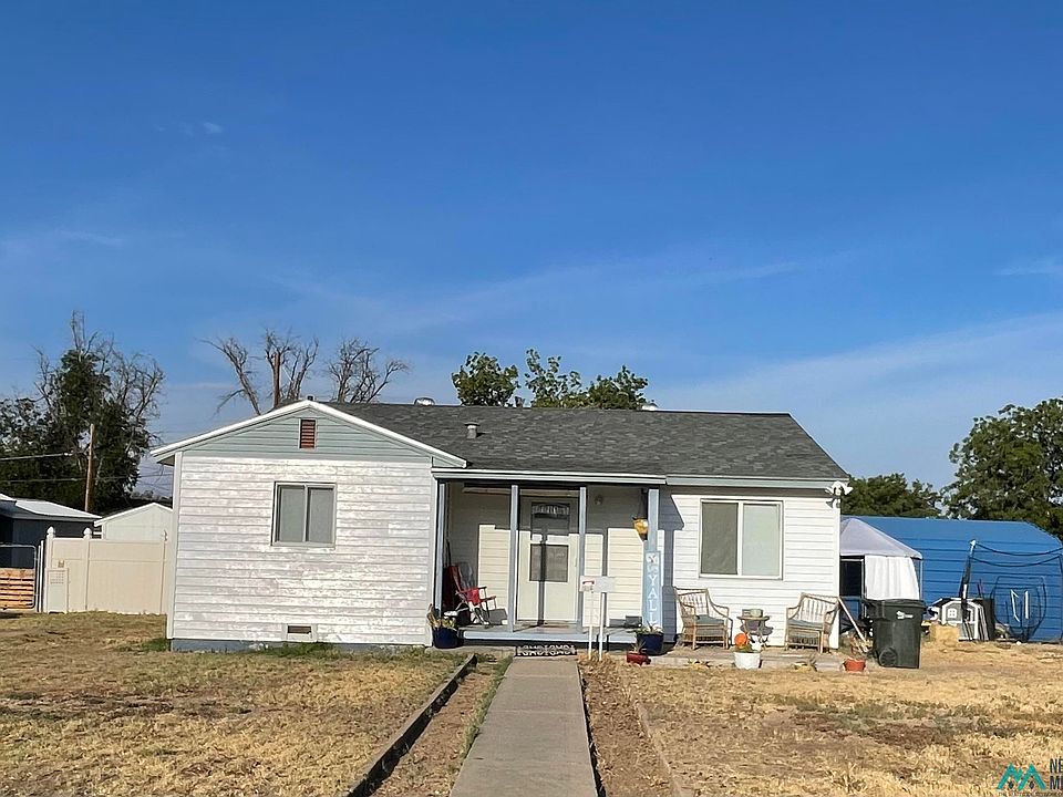 1st image of 1002 Dogwood Ln