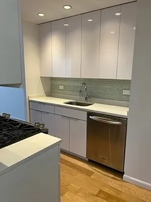 Rented by Solow Realty | media 31