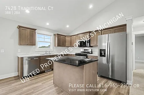 7428 Traditional Ct Photo 1