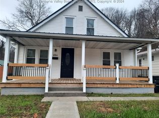 864 Valley Pike Dr, Saint Albans, WV 25177