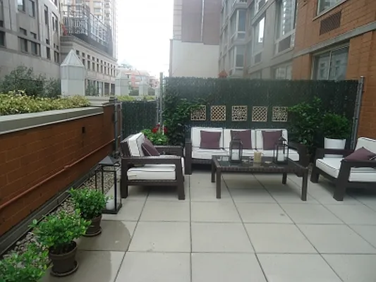 Rented by Citi Habitats | media 42