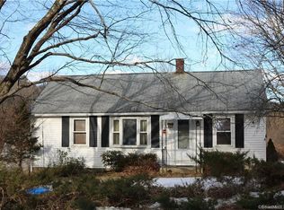 6 Wheeler Rd, Litchfield, CT 06759