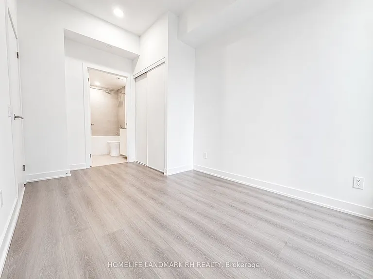 8 Wellesley St W #1609 — Photo 8