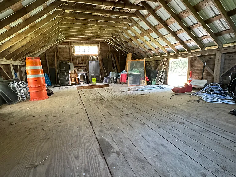 314 Pratt Rd — Photo 9