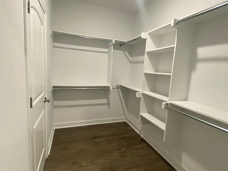 2512 Garden Dr — Photo 11