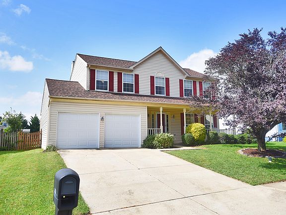 2nd image of 9729 Hickoryhurst Dr