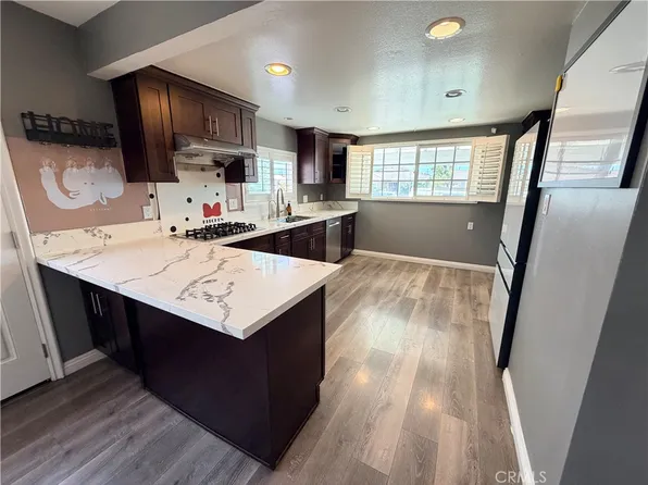 2139 W 160th St, Torrance, CA 90504