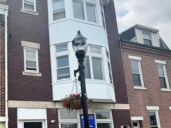 1142 W Hamilton St #2F, Allentown, PA 18101