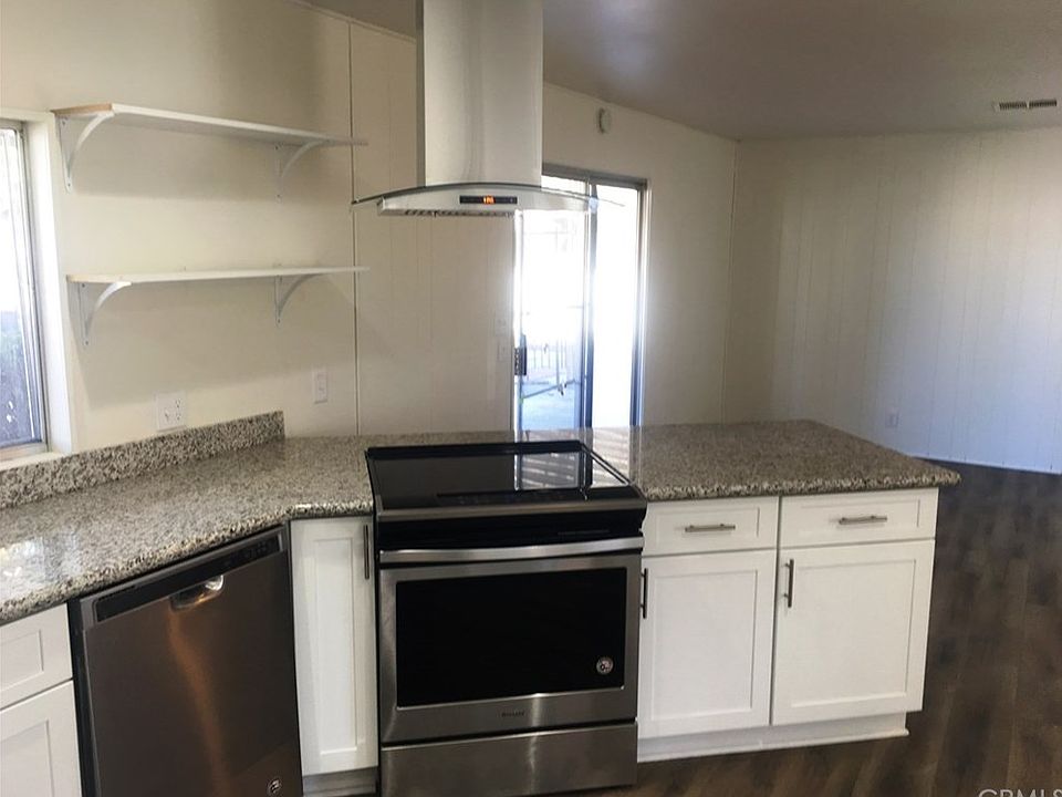 1st image of 43852 Pioneer Ave