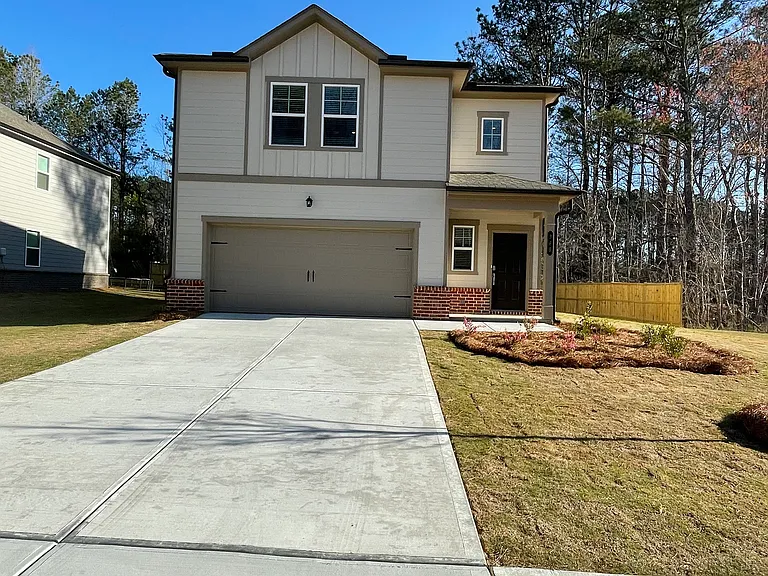 966 Evergreen Rd — Photo 1