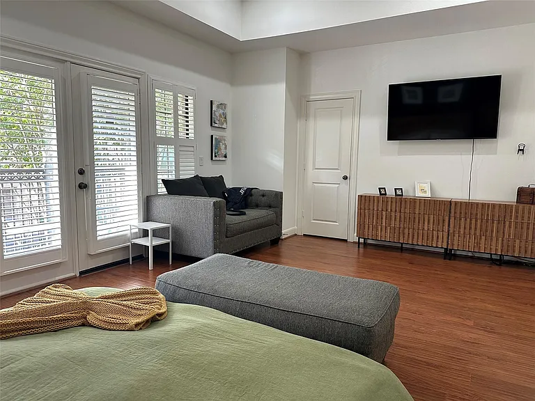 30 Riva Row — Photo 22