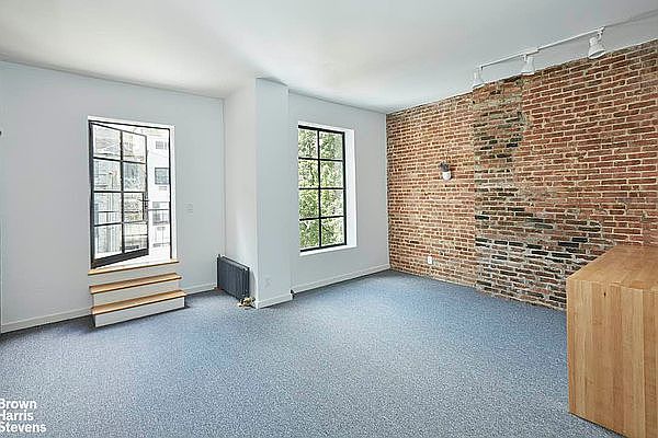 1st image of 18 W 95th St APT 3E