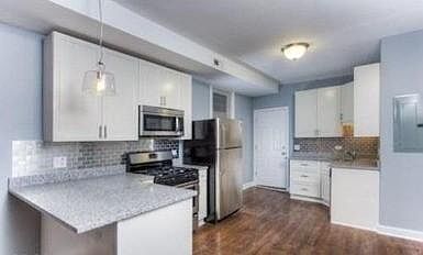 1st image of 2016 W McLean Ave #1017