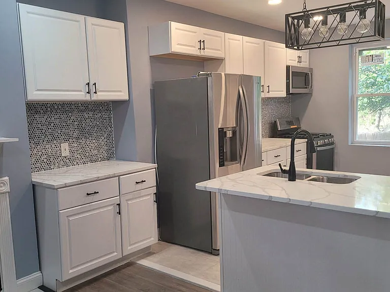 1627 Rutland Ave — Photo 6
