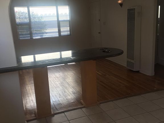 5th image of 3001 Bagley Ave #1/2