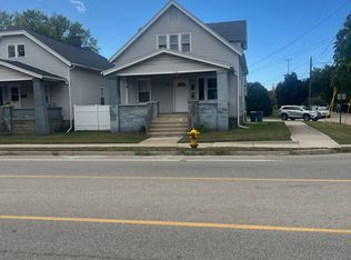 1463 Alpine Ave NW, Grand Rapids, MI