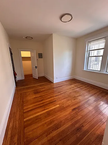 33 Park Dr #11 Photo 1