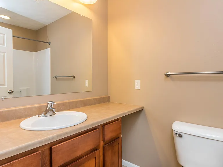 Redwood Court — Photo 17