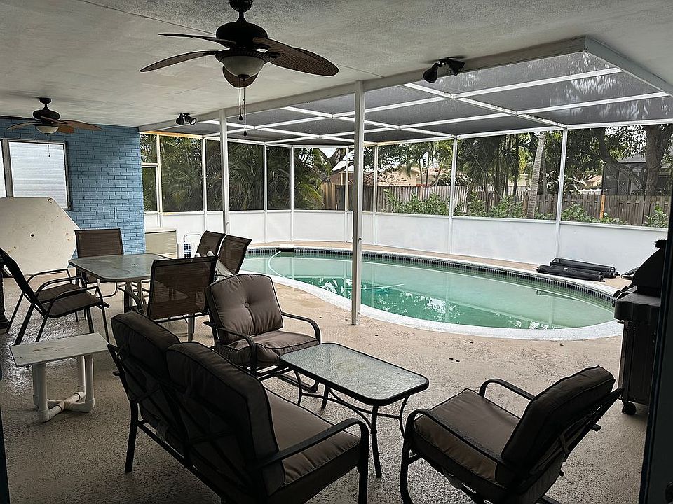 2nd image of 2031 N 55th Ave