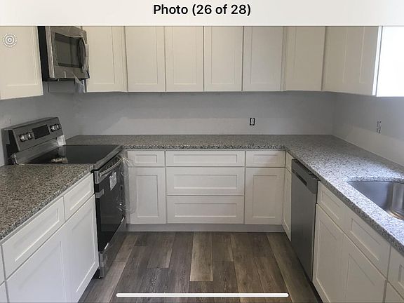 3rd image of 1522 Winter Green Blvd