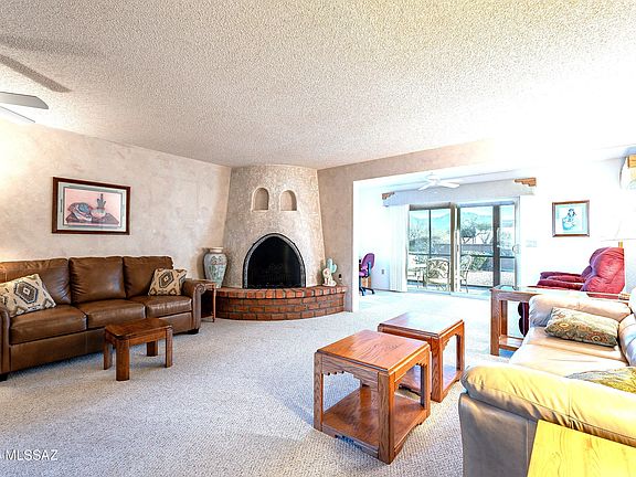 5th image of 152 E Santa Rebecca Dr