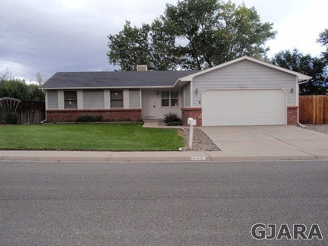 1st image of 610 E Indian Creek Dr