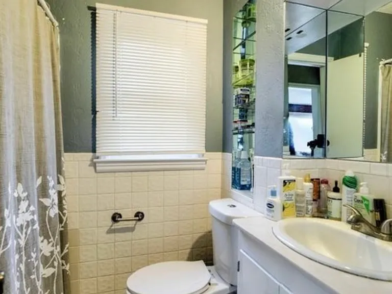 1520 Steele St #1 — Photo 7
