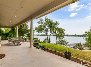 2802 River Ridge Ct, Granbury, TX 76048