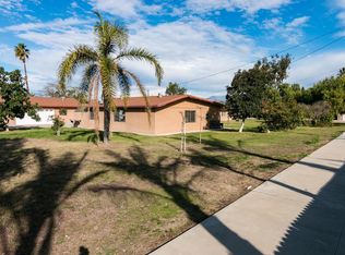 977 E Collins St, Oxnard, CA 93036