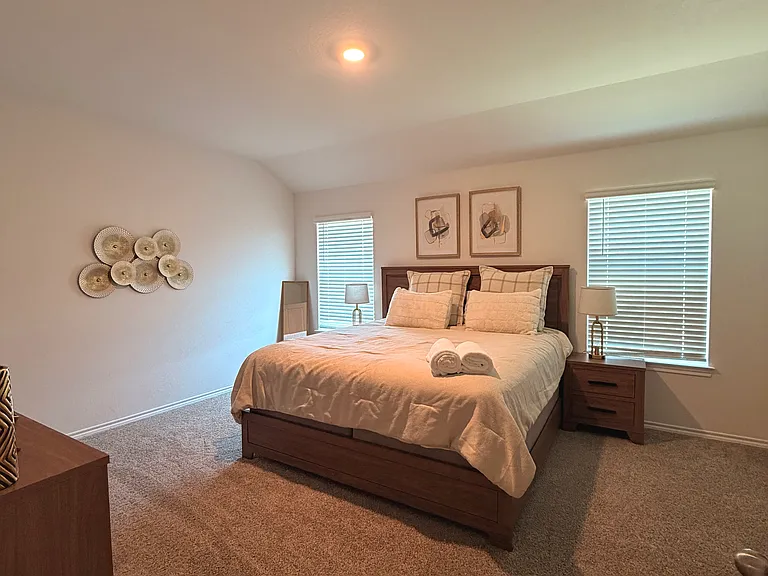 1320 Stuarts Forest Dr — Photo 6