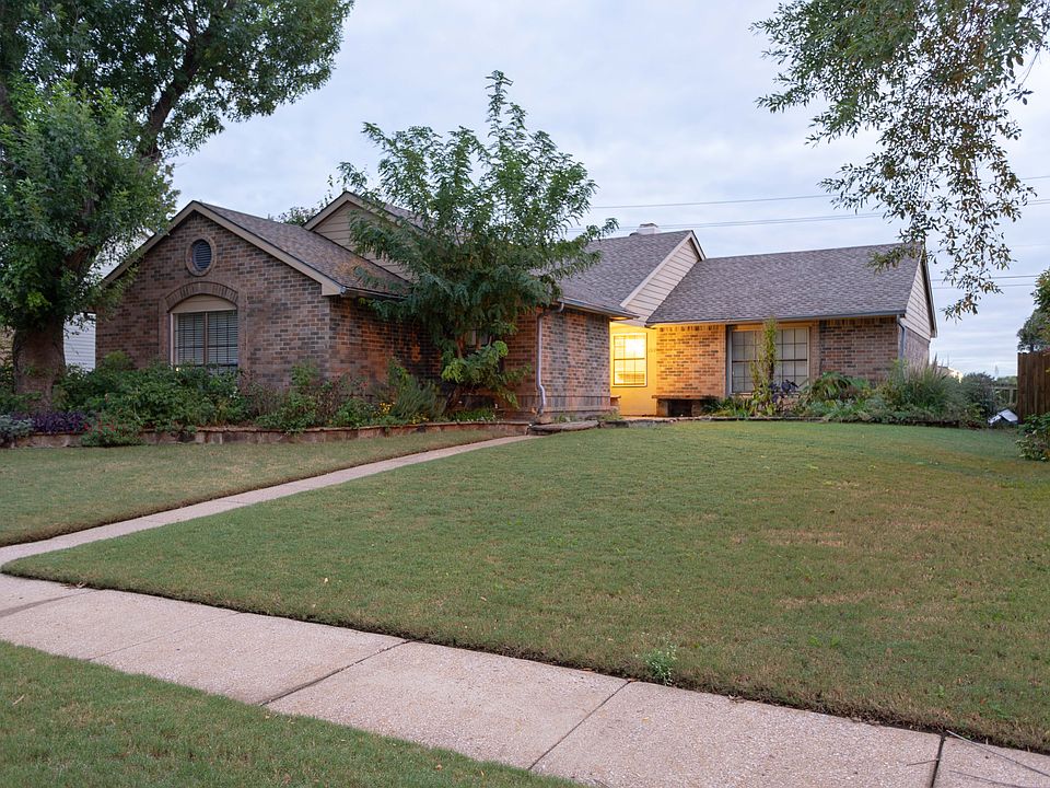 1st image of 1308 Crestwood Ct