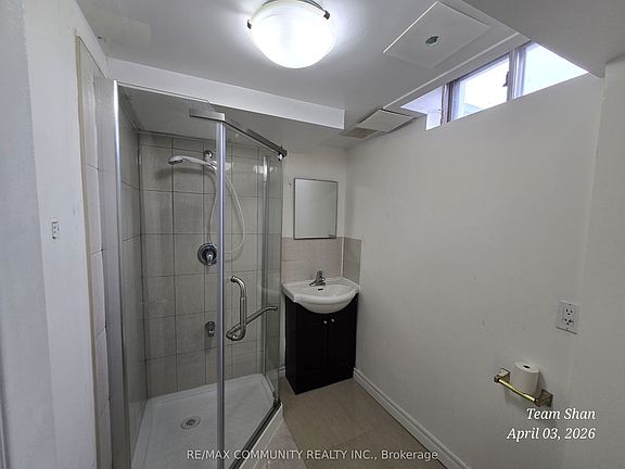 5th image of 191 Stather Cres