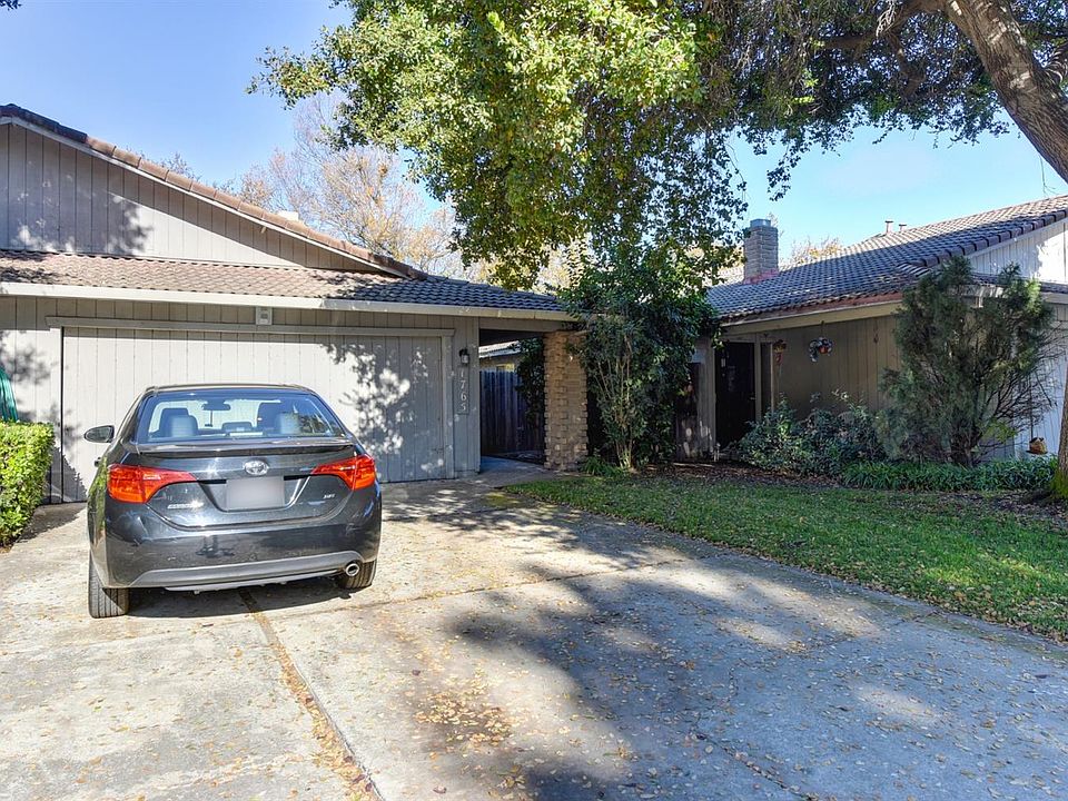 1st image of 1765-1767 Blackoak Dr