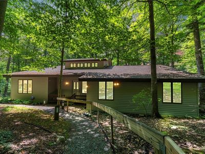 6837 Henderson Rd, Jamesville, NY, 13078