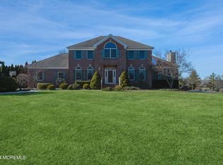 4 Rocky Brook Rd, Perrineville, NJ 08535