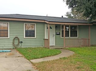 1506 Denver St, Portland, TX 78374