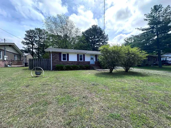 865 N 2nd Ave, Piggott, AR 72454